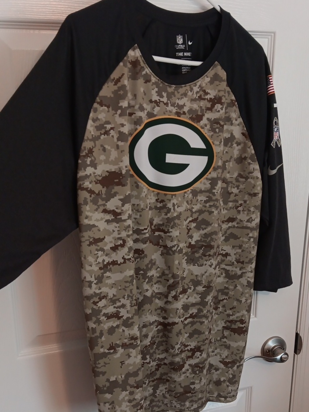 Nike Green Bay Packers Camo Raglan Long Sleeve Shirt - Olive/Black/Gold